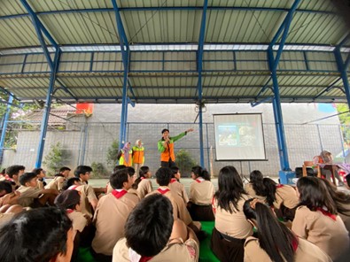Sosialisasi Terkait Pemilihan dan Pemanfaatan Sampah oleh Dinas Lingkungan Hidup DKI Jakarta