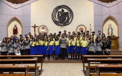 Pelayanan Koor Adorasi St. Matius Bintaro Dipimpin oleh SMP Strada Bhakti Utama